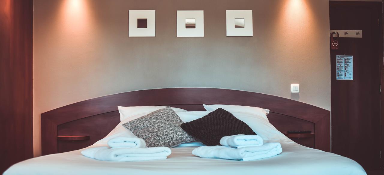 Hotel L'Etoile De Marie Rocroi 外观 照片